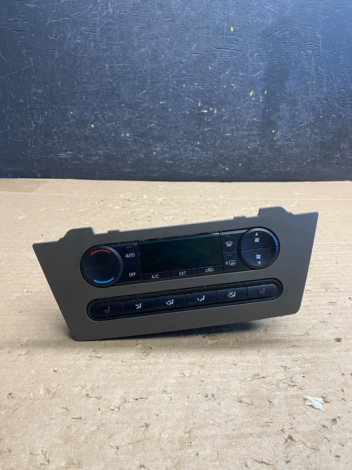 2006 to 2009 Ford Fusion Mercury Milan Climate Control A/C Control ag8366 DG0