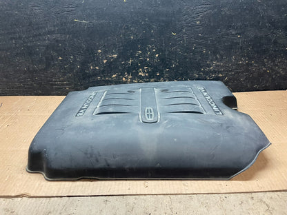 2002 to 2004  Lincoln Navigator 5.4L V8 Engine Motor Cover y1900 DG3