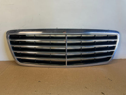 2000 to 2003 Mercedes Benz E-Class E320 E55 Front Upper Grill Grille AH0383 DG0