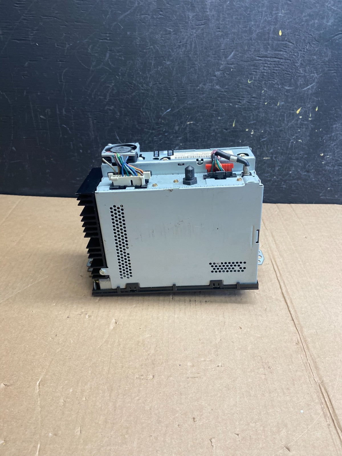 1995 to 2002 GMC Chevy Truck Yukon Silverado AM FM Radio AE4382 DG3