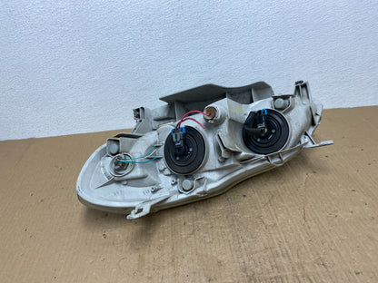 2005 to 2008 Toyota Corolla Right Passenger RH side Headlight Oem AB8450 DW4