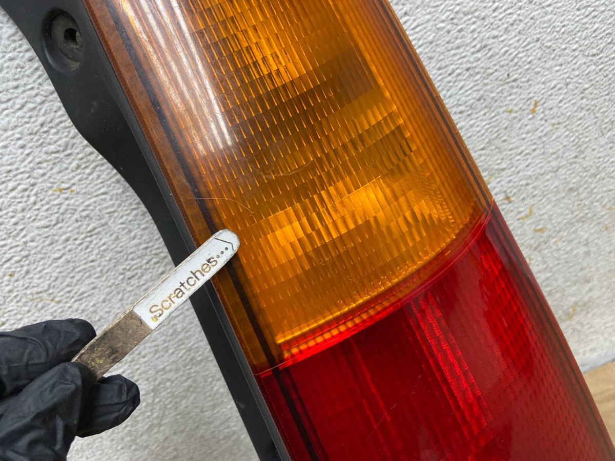 1997 1998 1999 2000 2001 Honda Crv Cr-v Right Passenger Tail Light AH8535 LK3