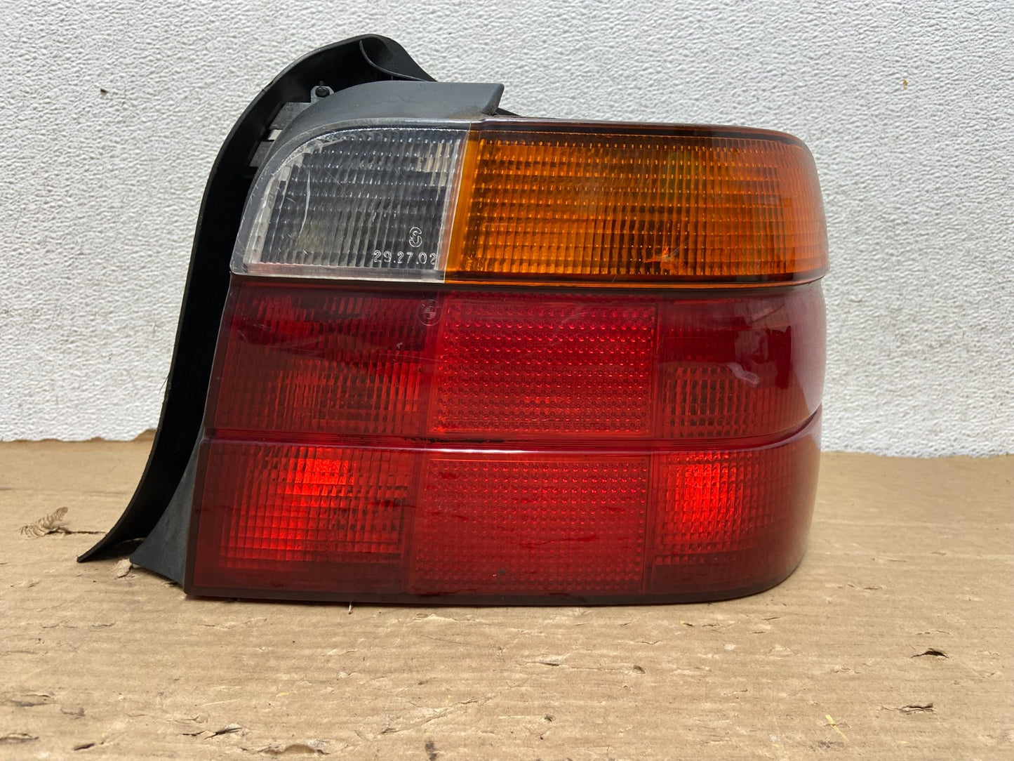 1995-1999 BMW E36 318ti Compact Hatchback Right Passenger Tail Light OE AG83310