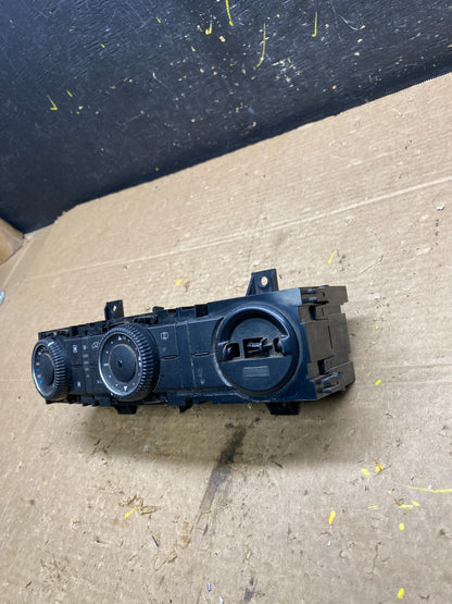 2007 2008 2009 Mercedes Dodge Sprinter A/C AC Climate Control Panel Oe W9738  DG2