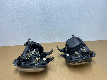 2002 - 2005 Mercedes ML ML350 ML500 Left+Right Side Halogen Headlights AC1836 DW9