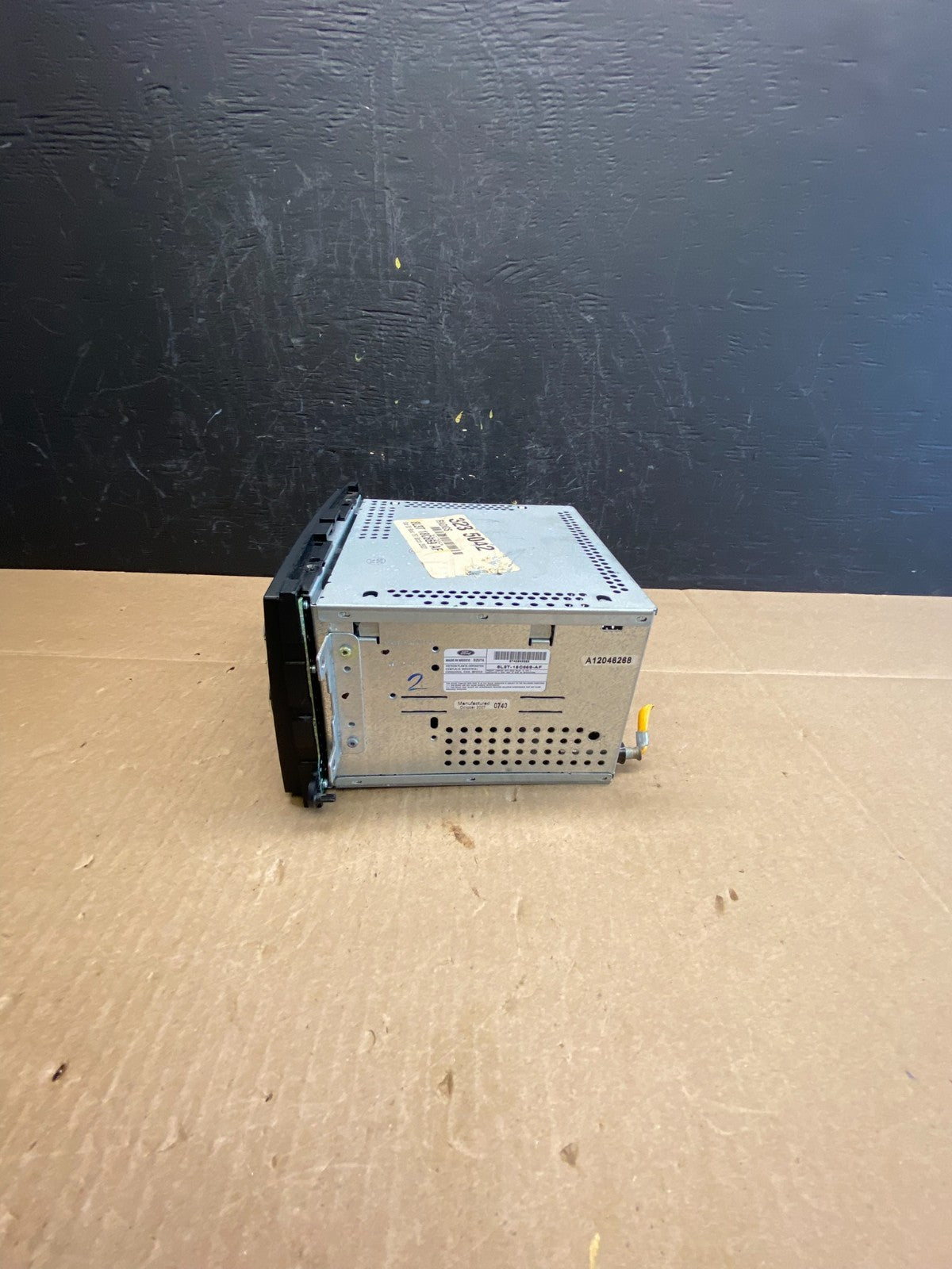 2004 2010 Ford F150 Radio Stereo Audio AM/FM ad1715 DG2