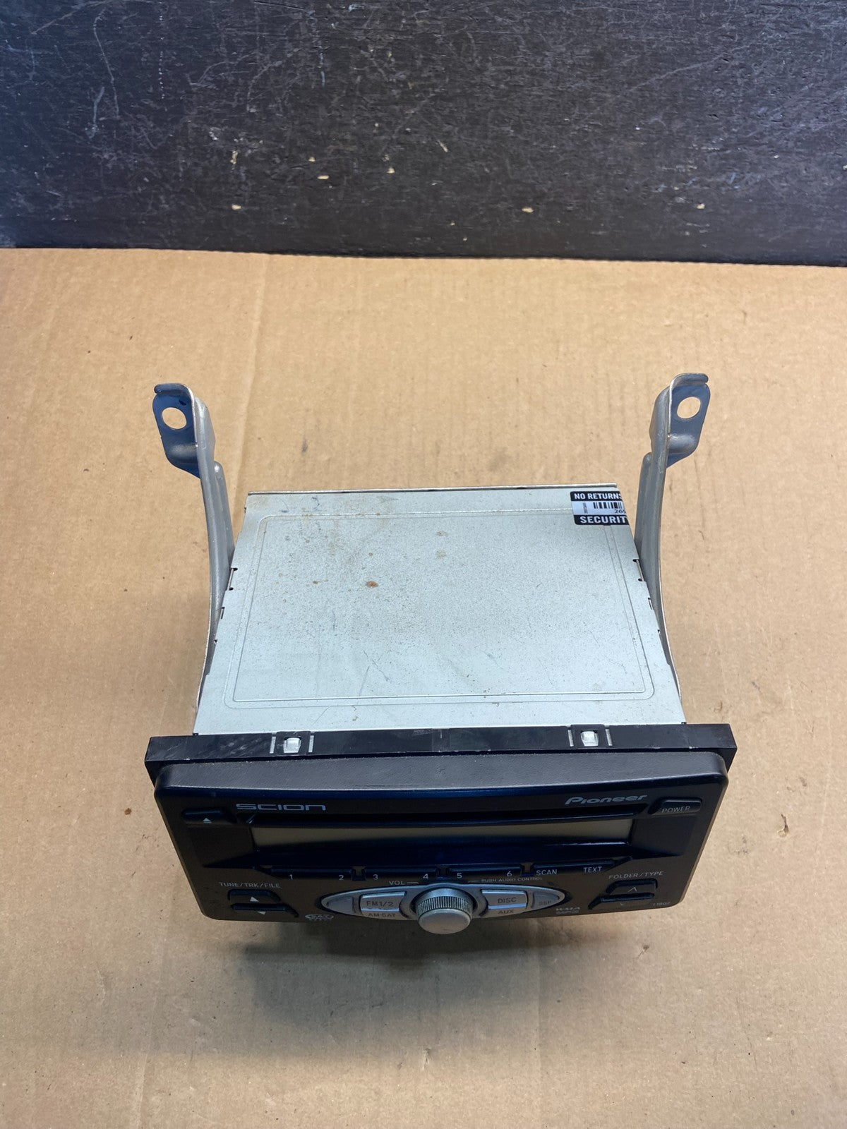 2004 to 2006 Scion TC Pioneer 08600-21800 CD MP3 Stereo Radio AF9442 DW3