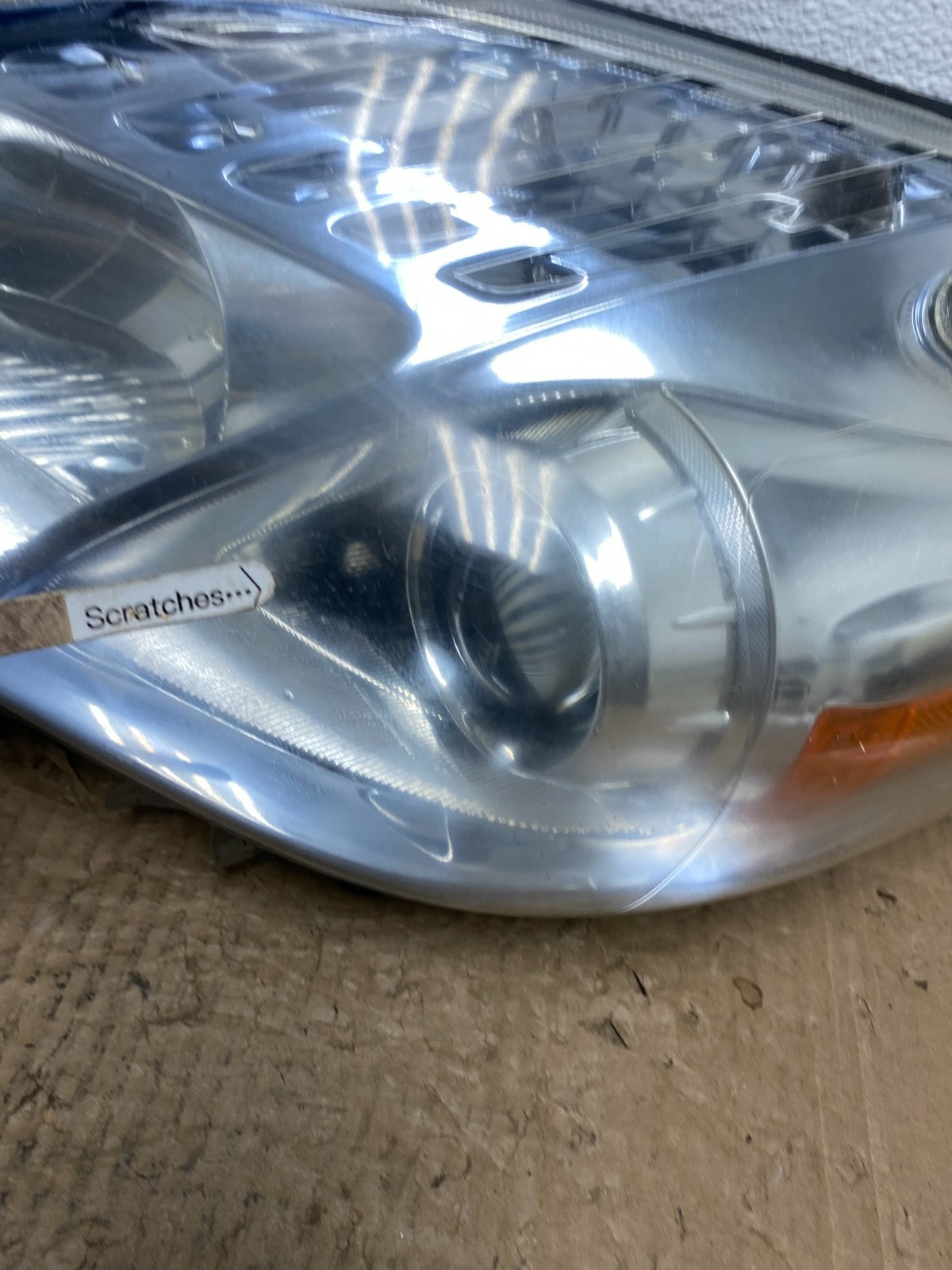 2010 - 2011 Toyota Prius Left Driver LH Blue Halogen Headlight Oem AC4092 DW3