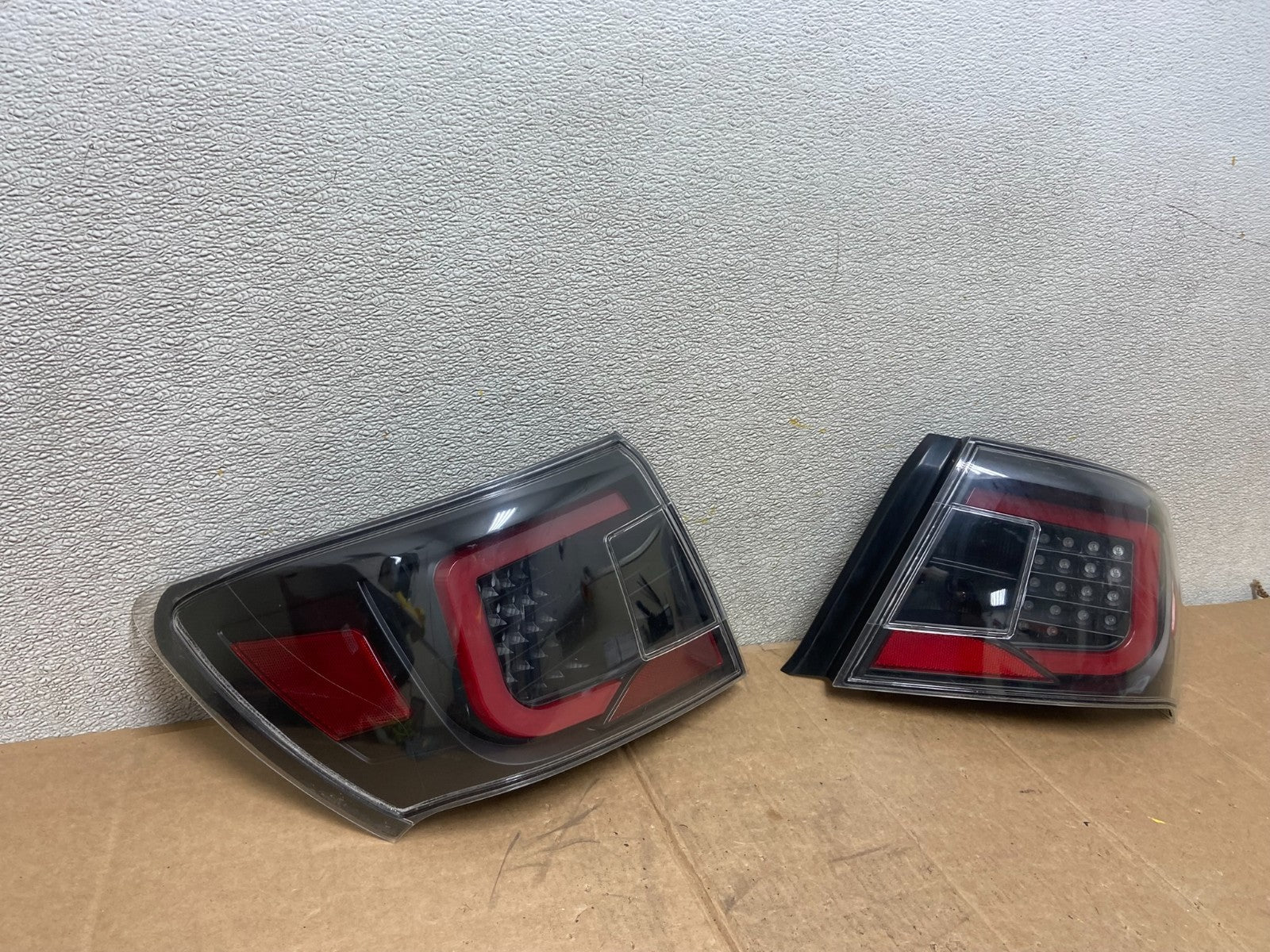 2008-2014 Subaru Impreza Sedan Left+Right Set Side LED Tail Light Oem aa1384 DG2