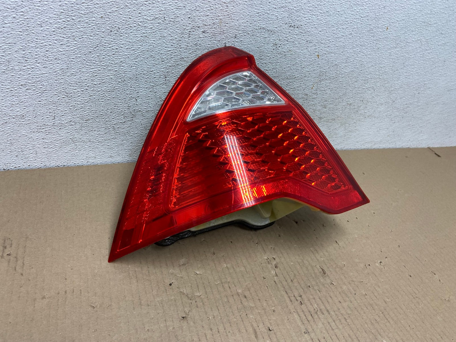 2010 2011 2012 Ford Fusion Left Driver LH Side Tail Light AE9522 LK2