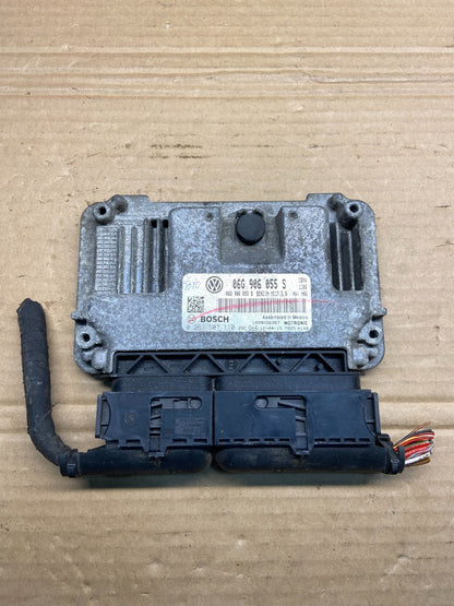 2011 2012 Volkswagen Jetta Passat 2.0L ECM Engine Control Unit ECU AE4741 DW0