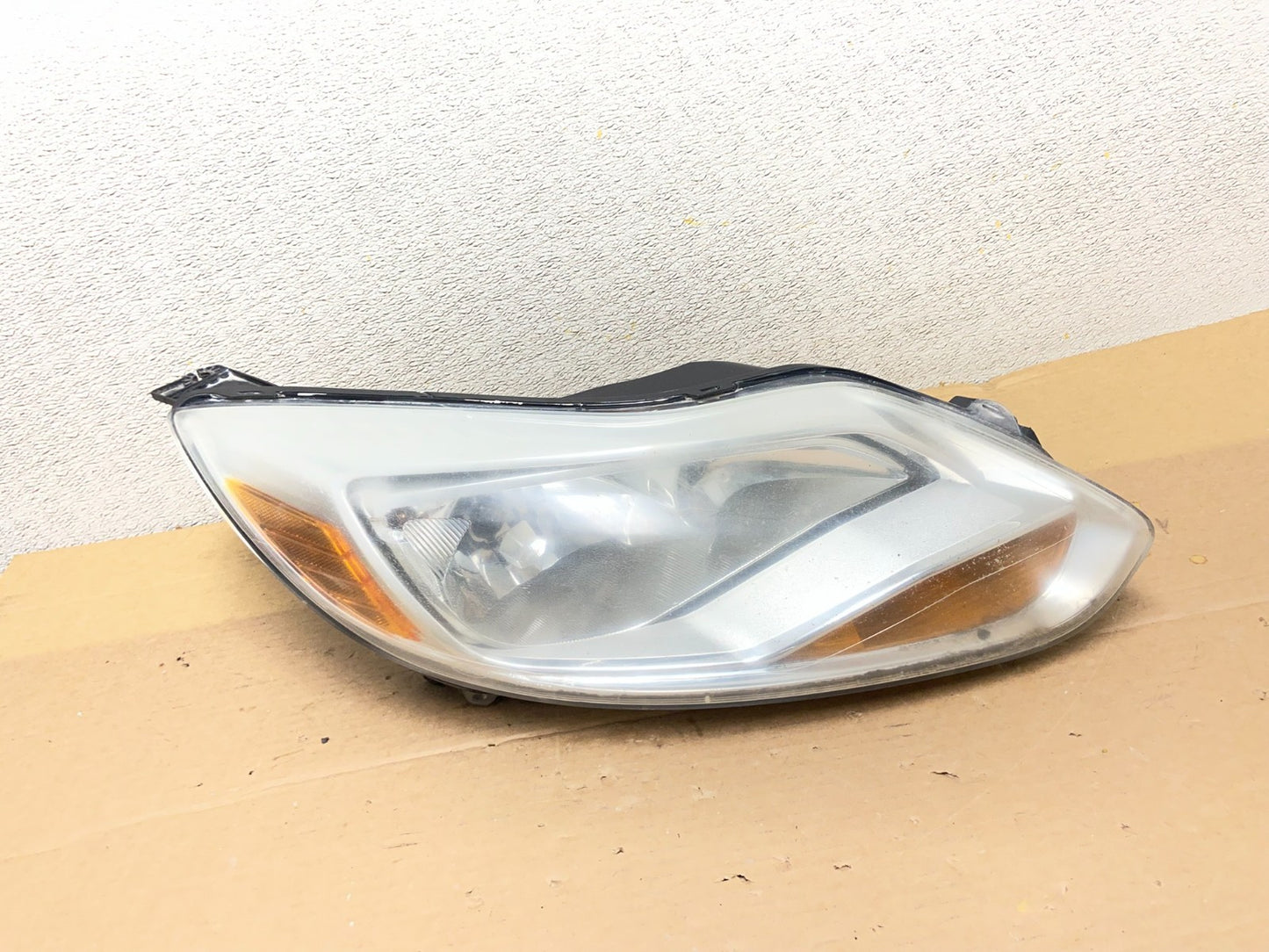 2012 2013 2014 Ford Focus Right Passenger Rh Side Headlight Oem AB5174 DW0