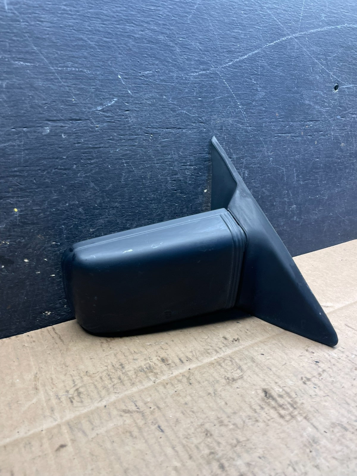 1987 Mitsubishi Tredia Right Passenger Side View Door Mirror R9340 PS1