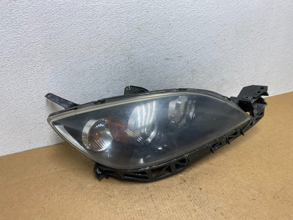 2004 to 2009 Mazda 3 Hatchback Right Passenger Rh Xenon Headlight AD4684 DW2