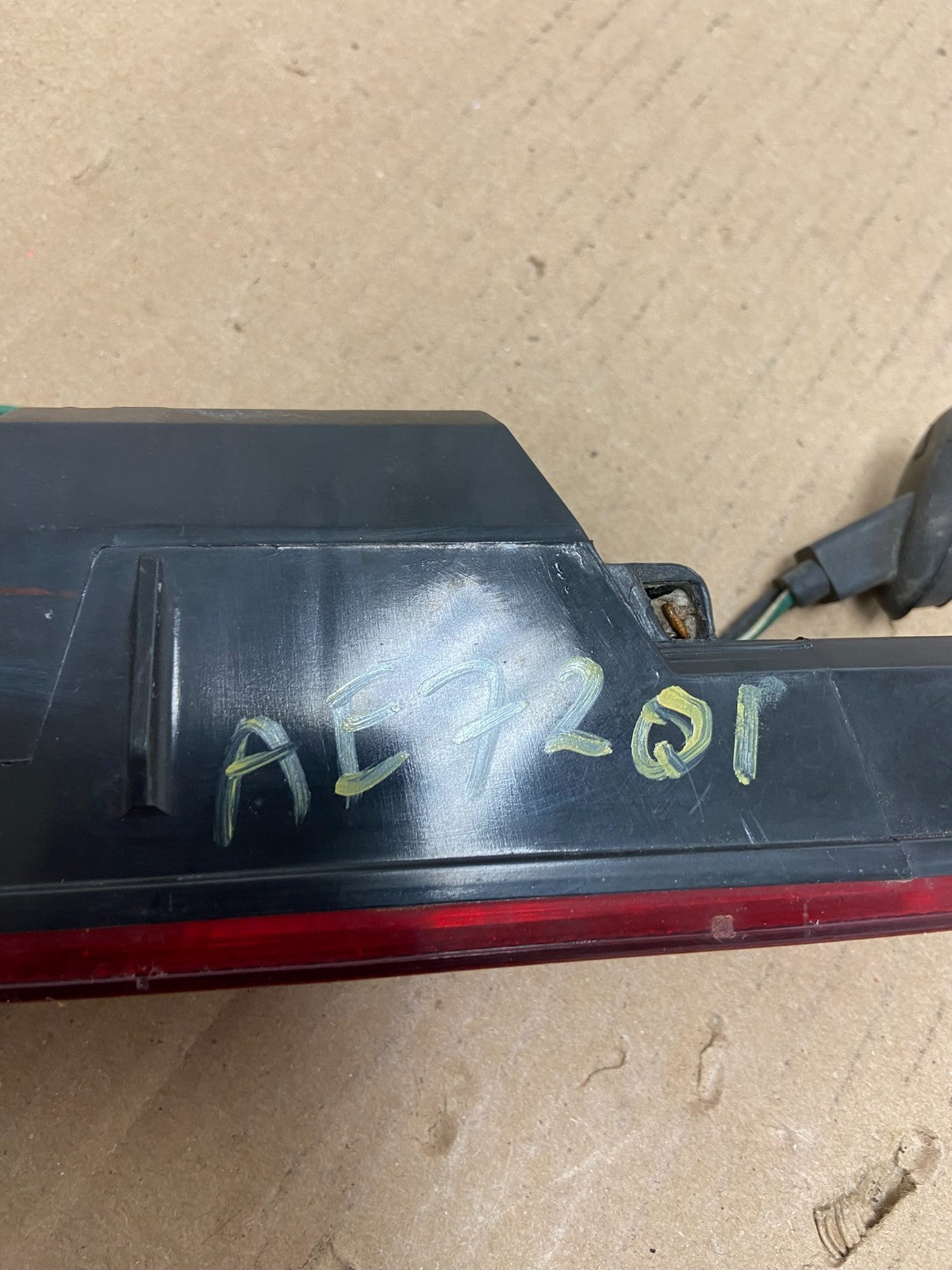 2003 to 2008 Honda Pilot High Mounted 3rd Third Stop Brake Light Lamp AE7201 DG7