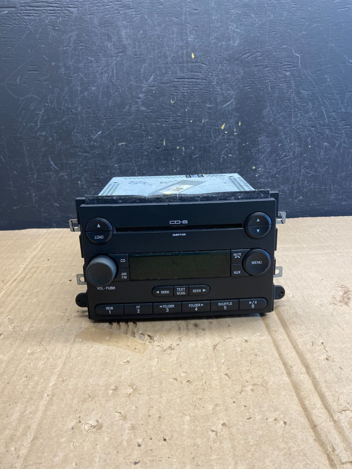 2007 2010 Ford Fusion Mercury Milan Radio Stereo AM/FM CD Player ae1695 DG0