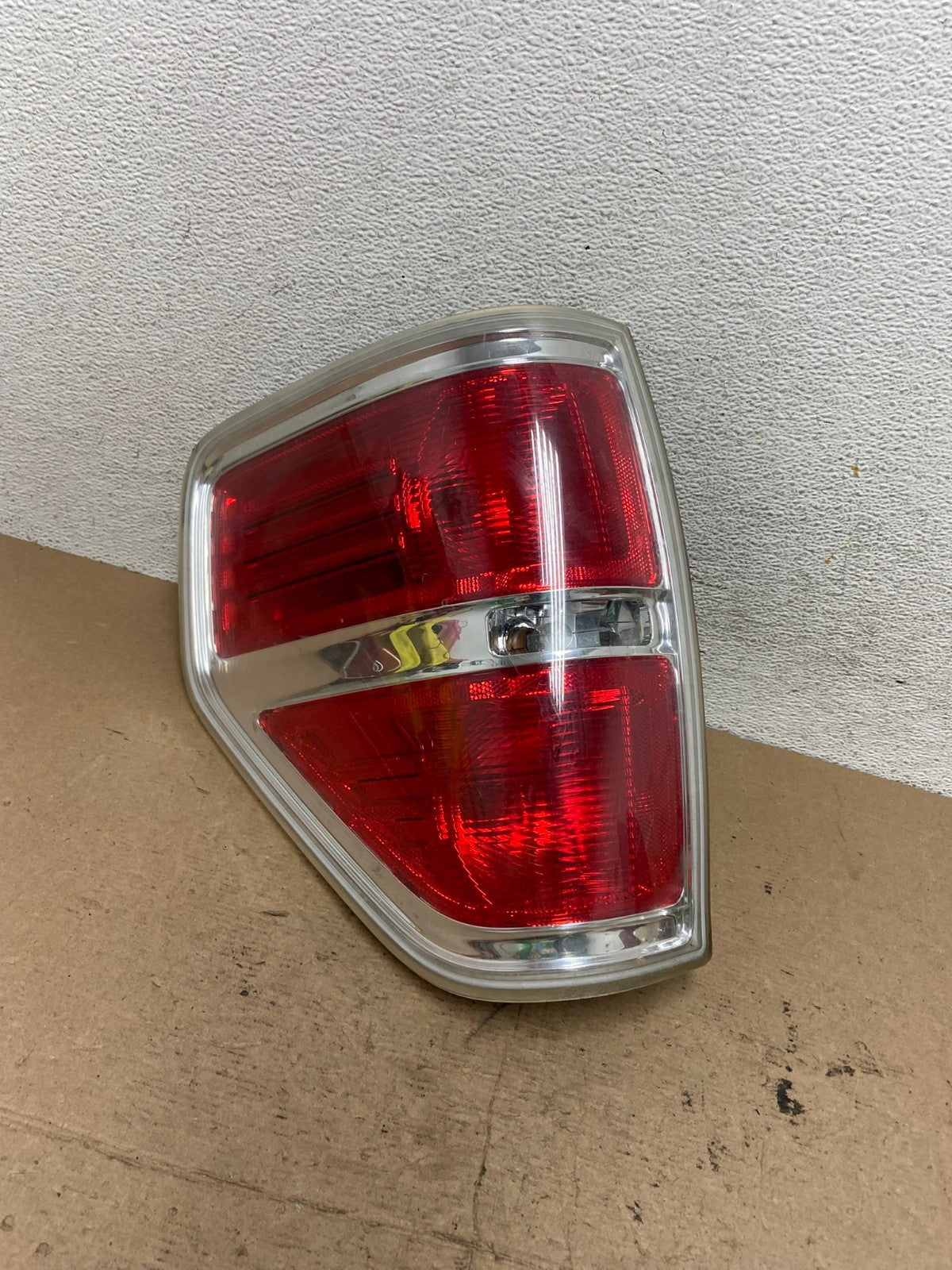 2009 to 2014 Ford F150 F-150 Left Driver LH Side Tail Light AF5706 LK0