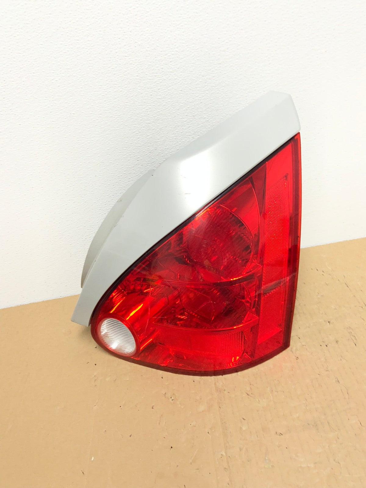 2004 2005 2006 2007 2008 Nissan Maxima Right Passenger Tail Light Oem AB8003 LK0