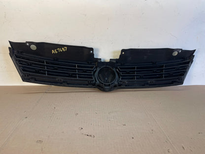 2011 to 2014 Volkswagen Jetta Sedan Front Upper Grille Grill ag7687 DG3