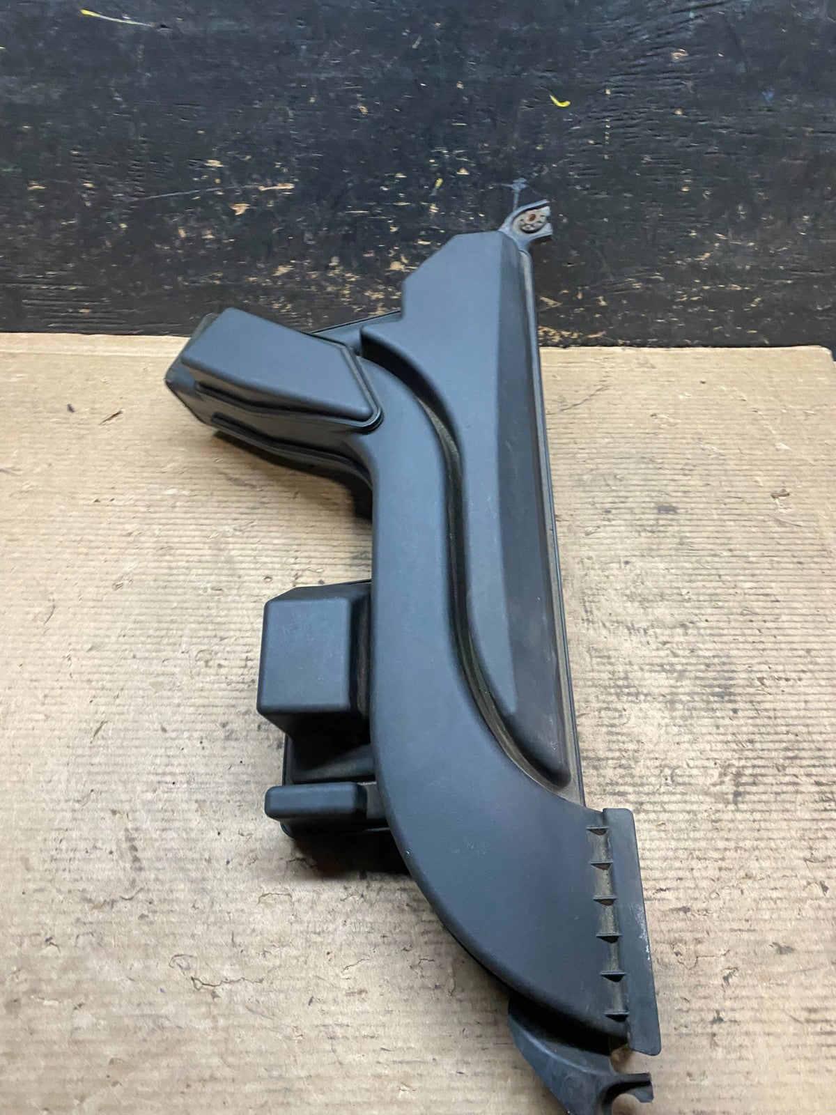 2013 to 2018 Nissan Altima 2.5L Front Air Cleaner Intake Duct Tube V9690 DG2