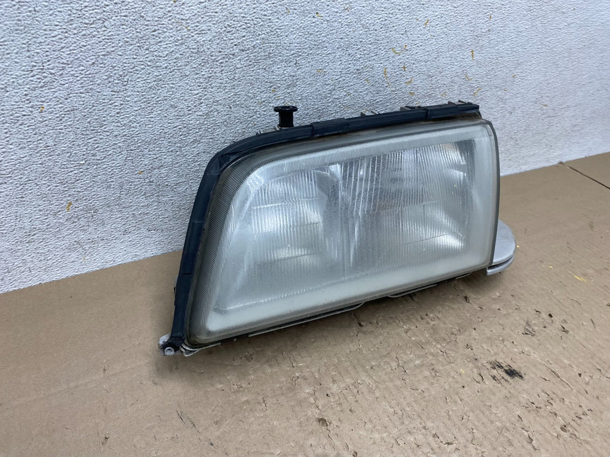 1997 - 2000 Mercedes C C230 W202 Front Left Driver LH Headlight AI2452 DW2