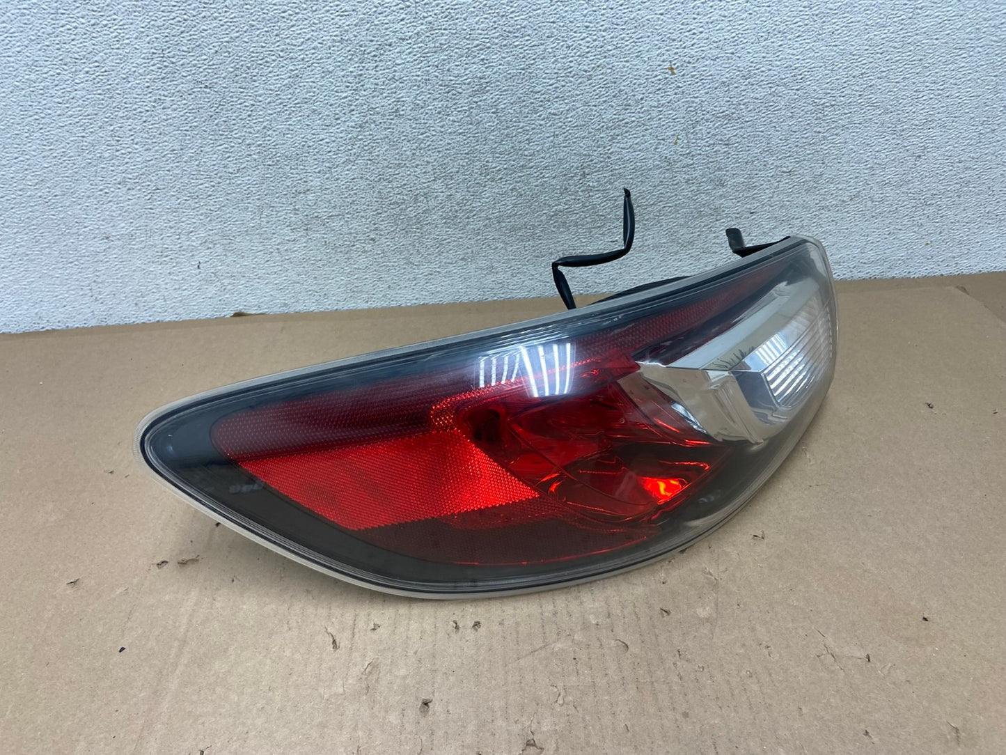 2010 2011 2012 2013 Mazda 3 Left Driver Lh Side Tail Light AG6713 LK2
