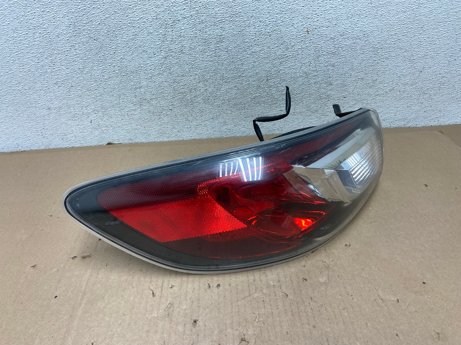2010 2011 2012 2013 Mazda 3 Left Driver Lh Side Tail Light AG6713 LK2