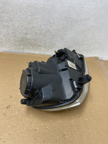 2005 to 2010 Volkswagen Jetta Left Driver LH Side Headlight Halogen AH8270 DW4