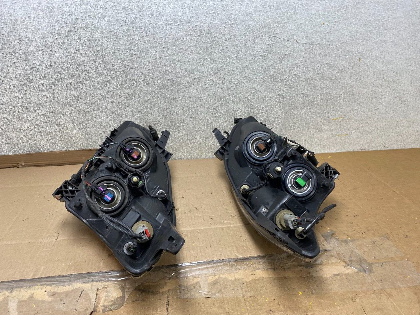 Sedan 2010 2011 2012 Nissan Altima Headlights Halogen Left+Right Side U6696 DW11