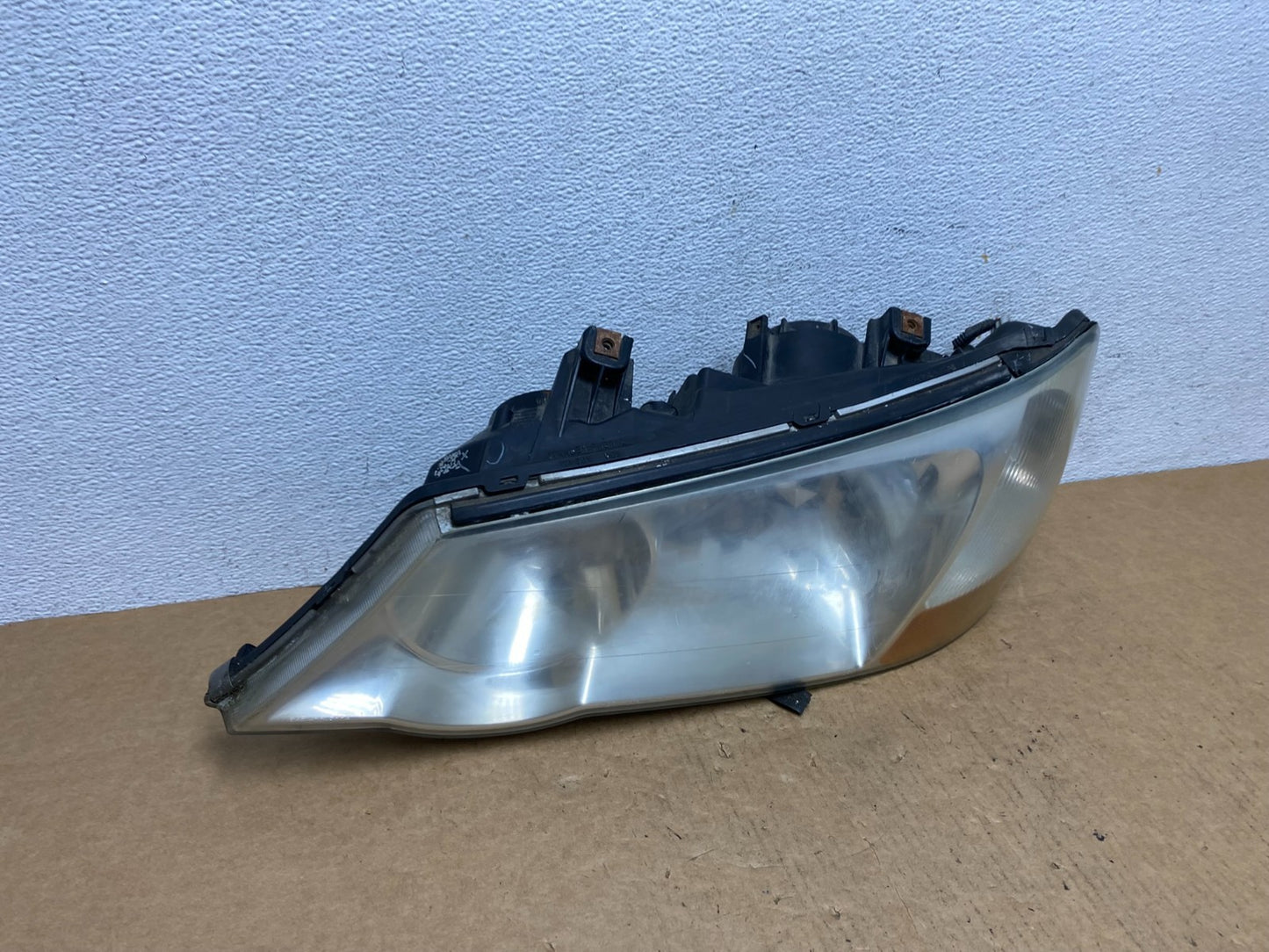 2002 to 2003 Acura TL Driver Left LH Side HID Xenon Headlight AD4583 DW2