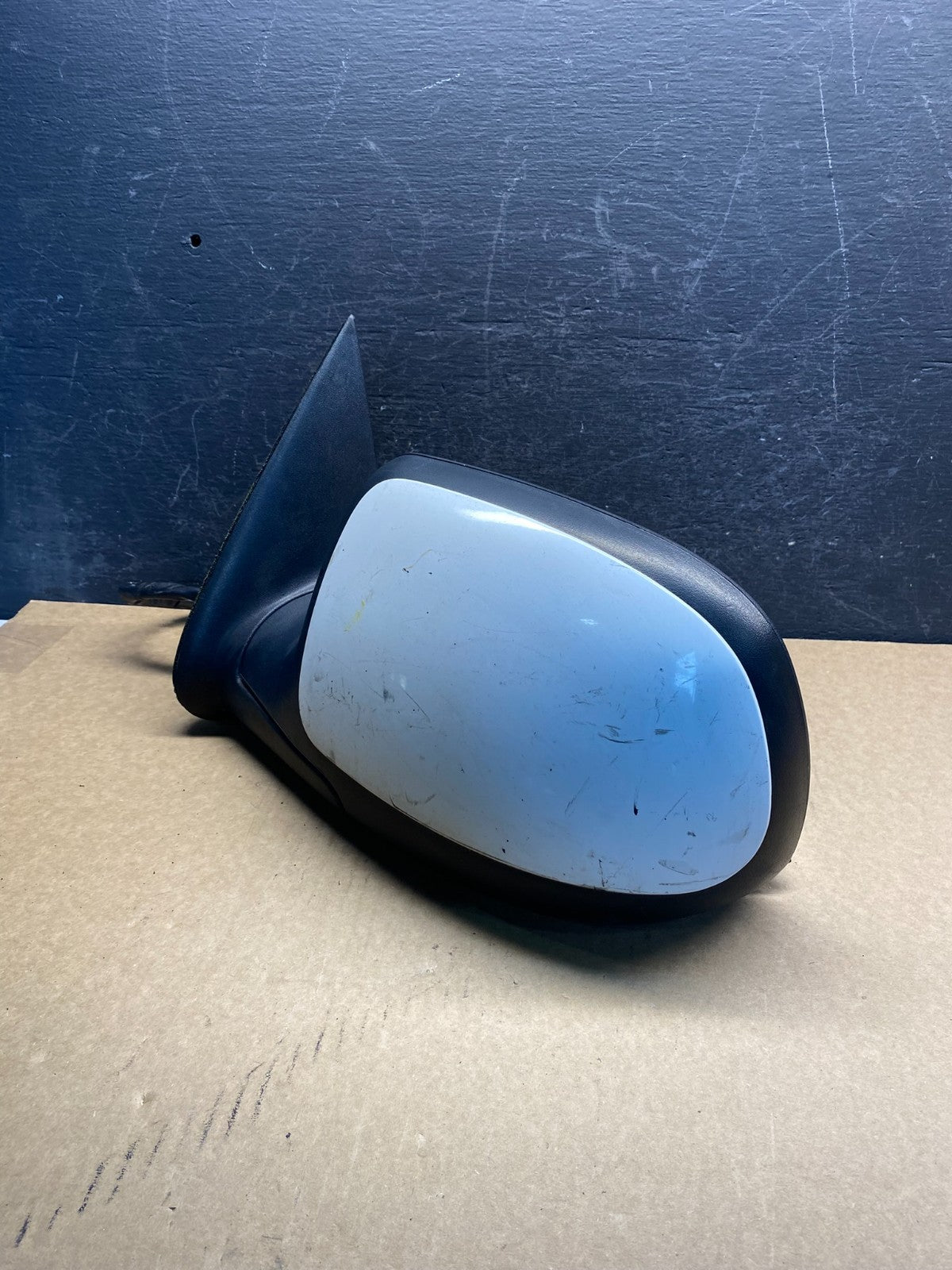 2003-2006 Chevrolet Tahoe Suburban Left Driver LH Turn Door Mirror AG6015 DW2