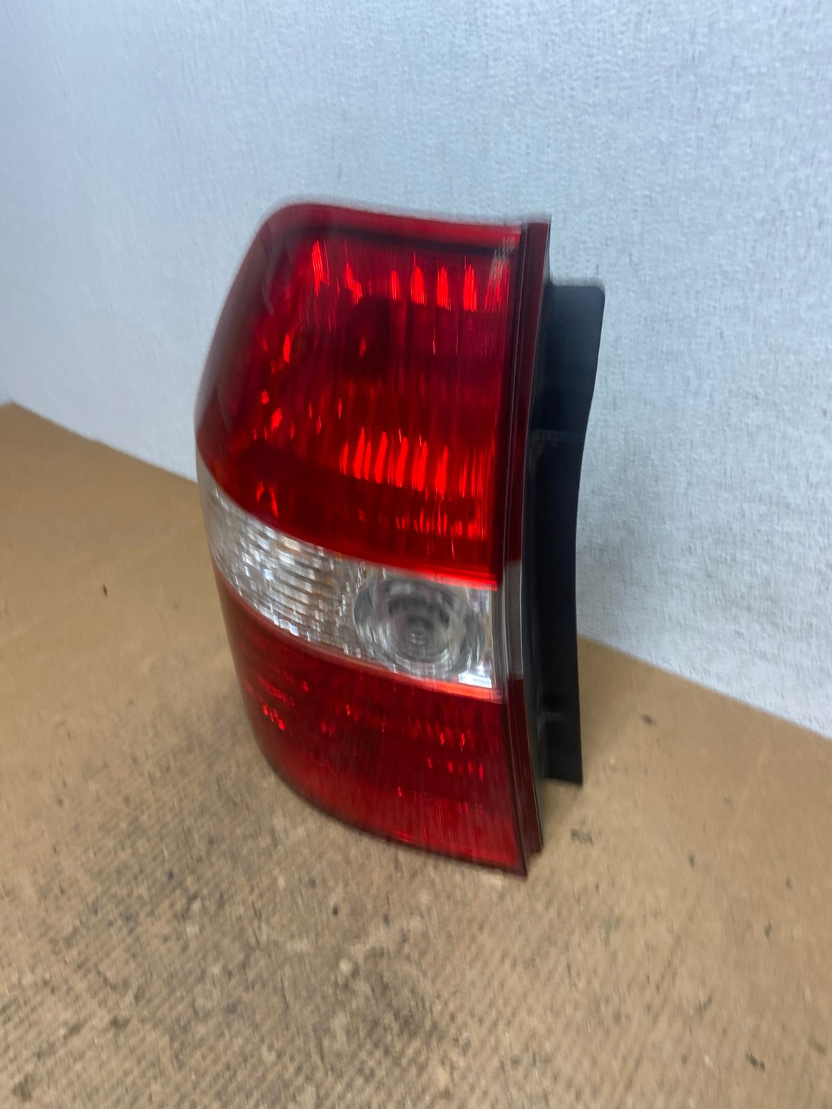 2001 2002 2003 Acura Mdx Left Driver Side Lh Tail Light TYC AE2887 LK1