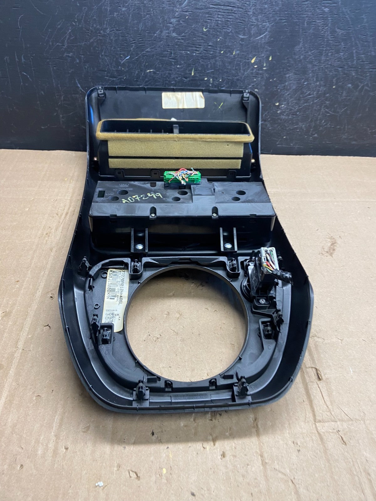 2003 to 2008 Honda Element Radio Climate Control Shifter Bezel AD7249 DG6