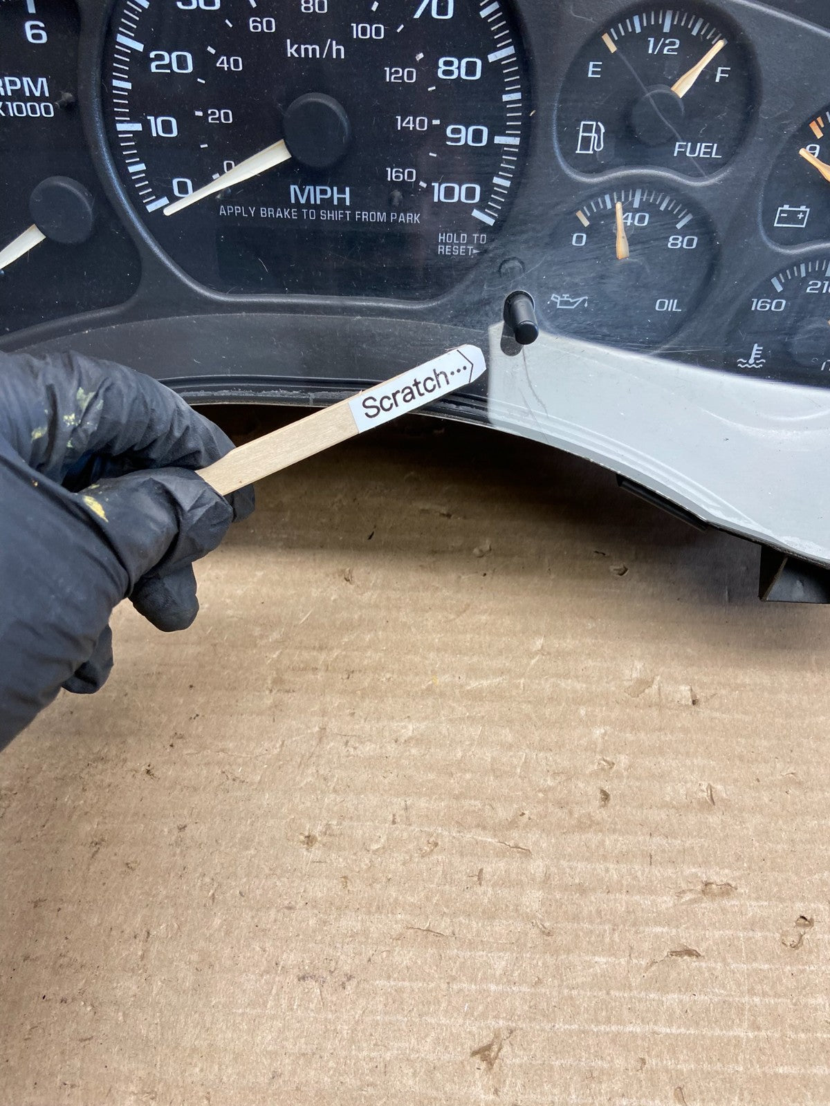 2002 GMC Yukon Speedometer Cluster Gauge AH3843 DG1