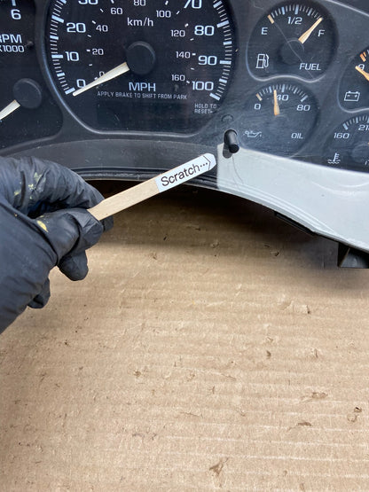 2002 GMC Yukon Speedometer Cluster Gauge AH3843 DG1