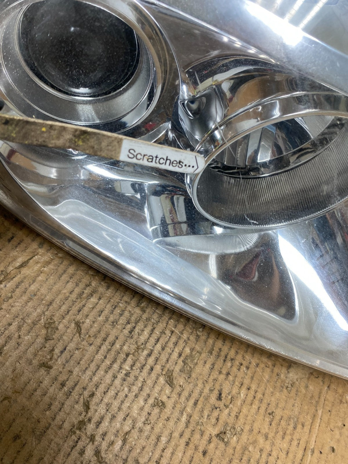 2008-2012 Kia Sedona Right Passenger RH Side Headlight Halogen AE1485 DW3