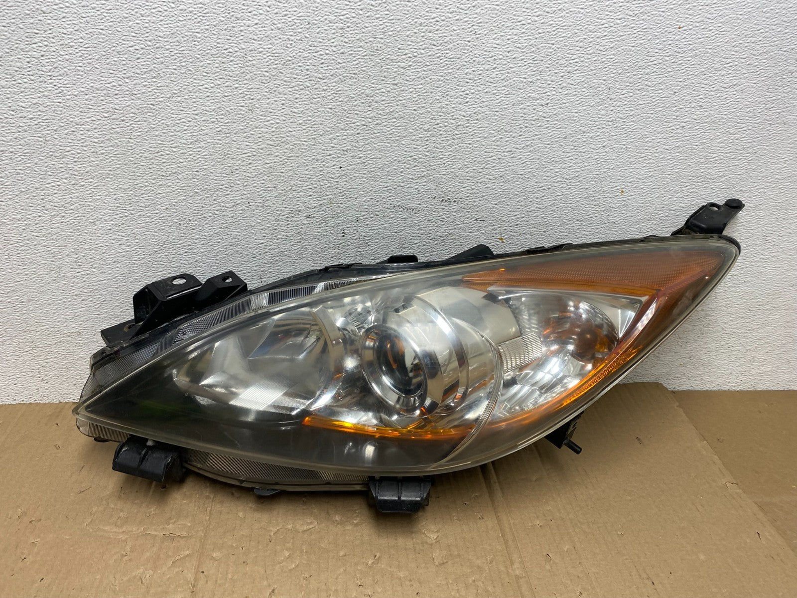 2010 - 2013 Mazda 3 Left Driver LH Halogen Headlight AE9009 DW0