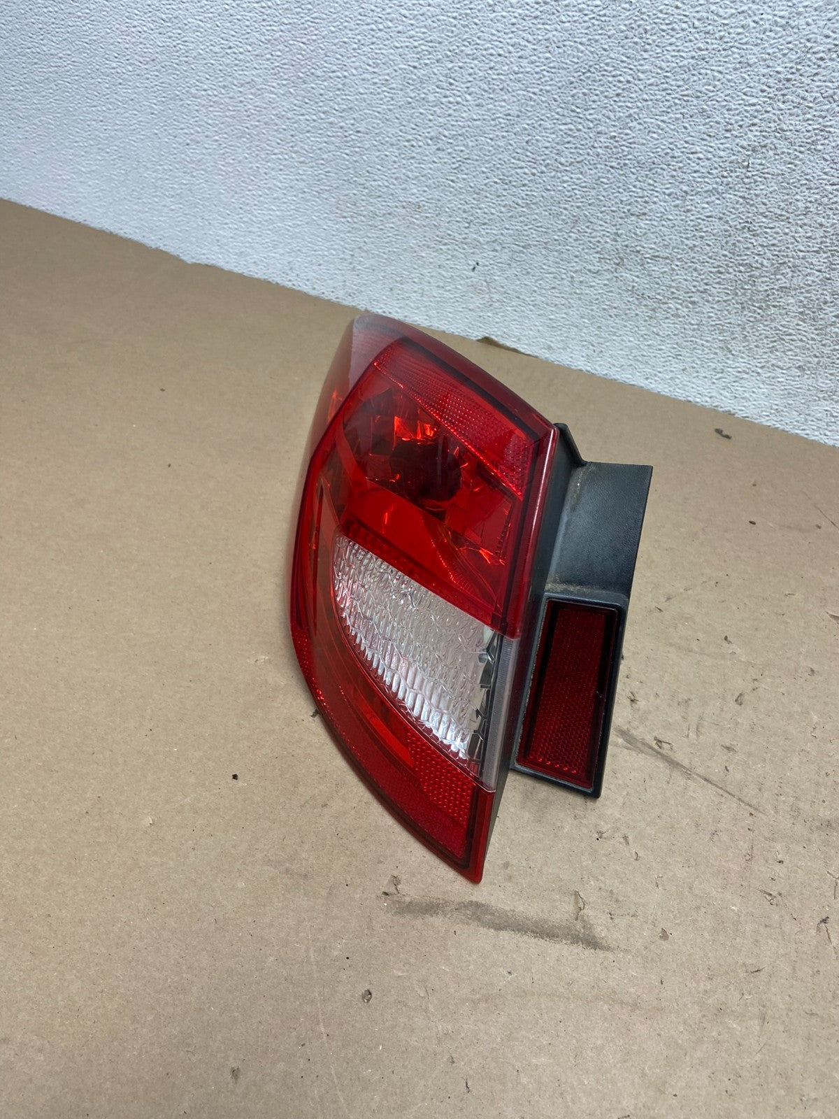 2011-2013 Ford Fiesta Sedan Left Driver LH Side Tail Light AG34161