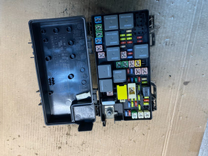 2009 2010 Liberty Nitro TIPM Power Integrated Fuse Box Module AE8059 DW2