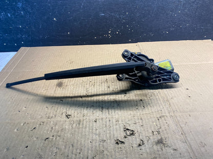 2007 to 2013 BMW X5 E70 Rear Windshield Wiper Motor OEM AA7503 DG3