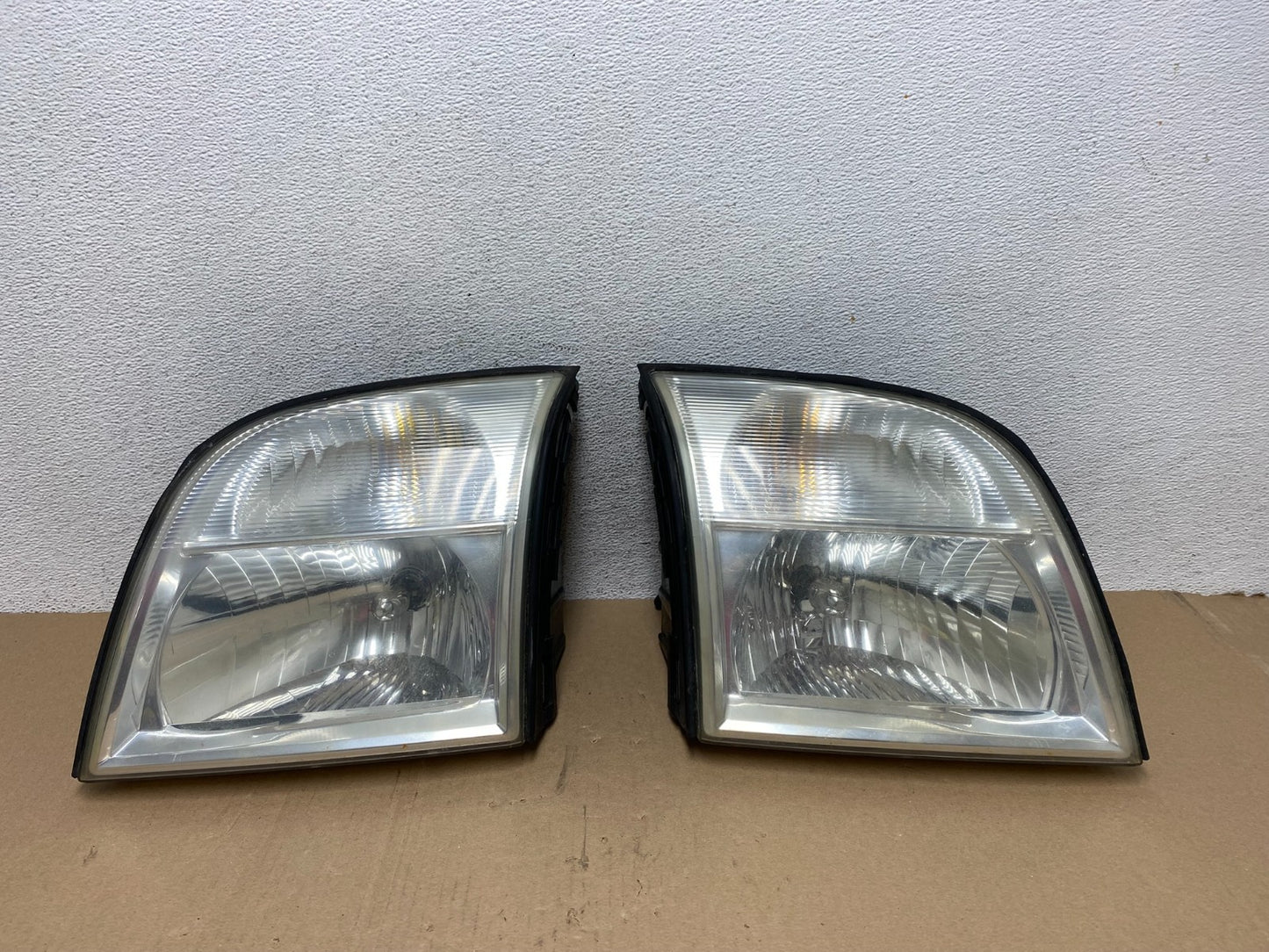 2006-2010 Mercury Mountaineer Left+Right Side Halogen Headlights AE7180 DW0