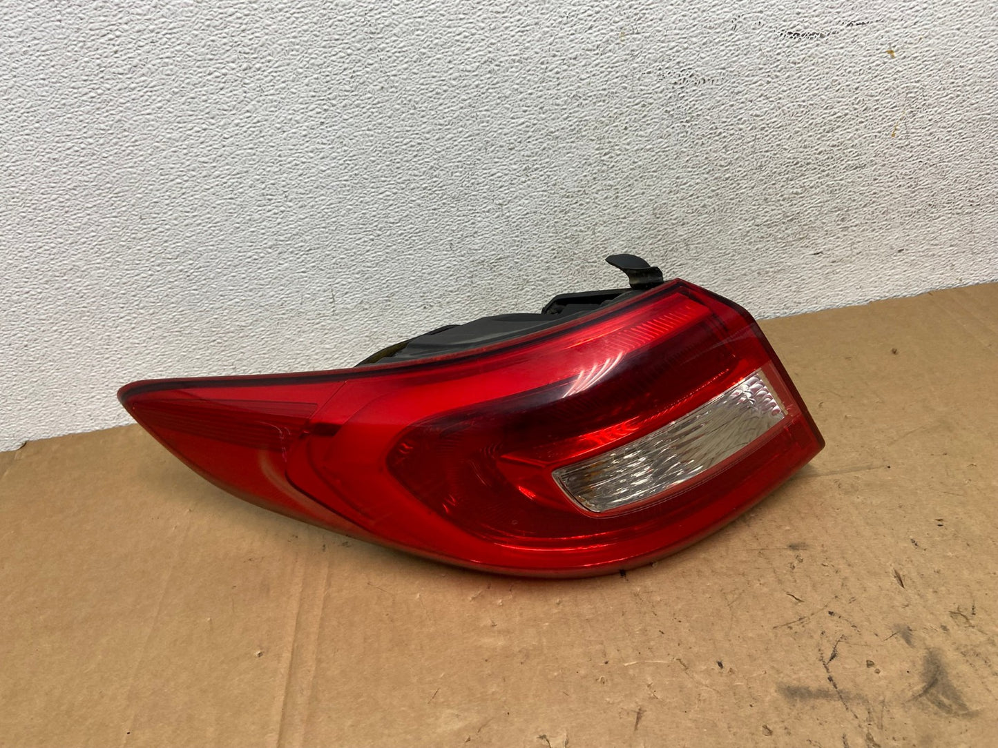 2015 2016 2017 Hyundai Sonata Left Driver Lh Tail Light AD2828 LK0