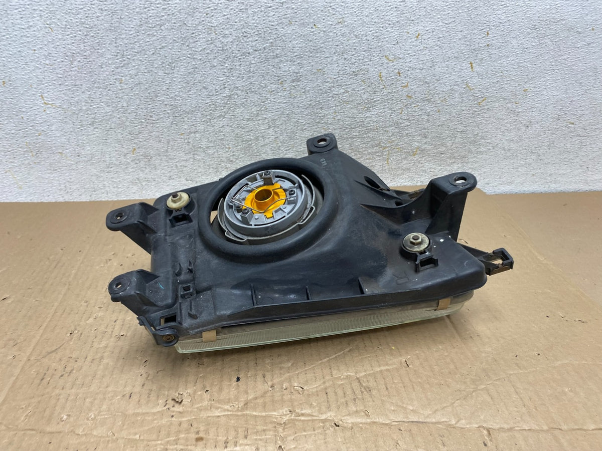 1996 to 1998 Toyota 4Runner Halogen Right Passenger RH Headlight AI1264 DW3