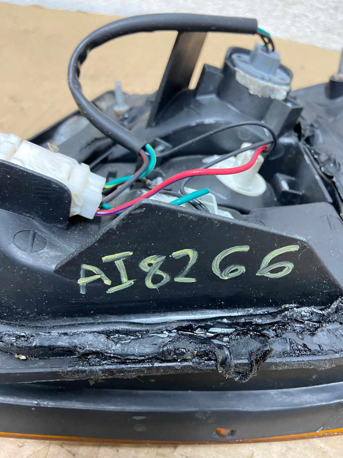 1998 1999 Nissan Altima Tail Light Left Driver Lh Side AI8266 LK5