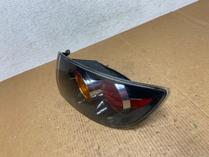 2004 2005 Mazda 3 Right Passenger RH Side Tail Light AE0347 LK1