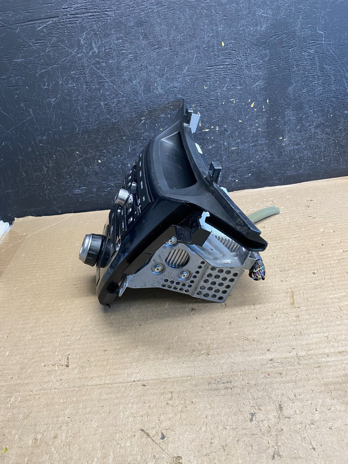 2011 to 2013 Honda Odyssey Radio AM/FM Control Panel AH3877 DG2