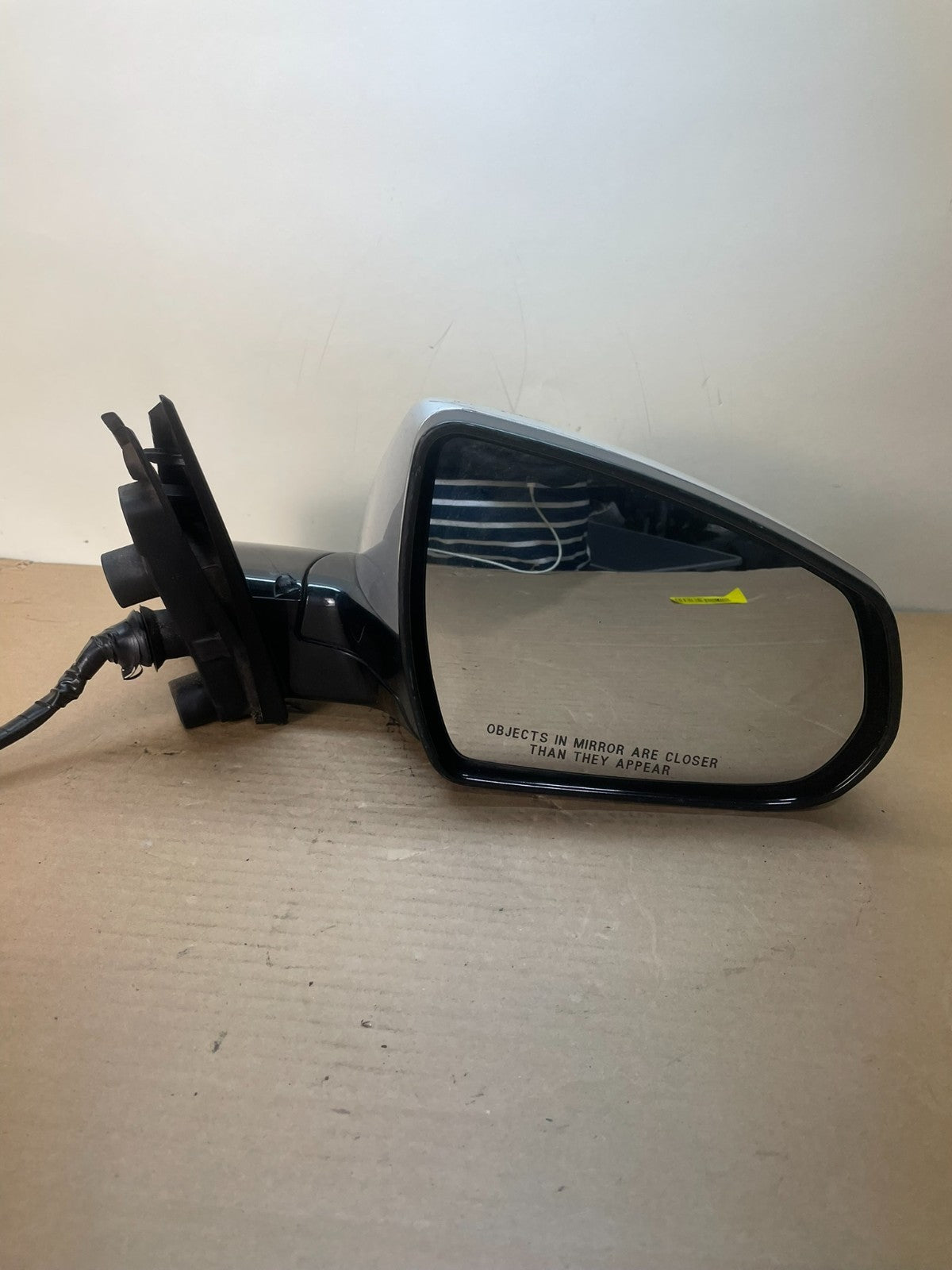 2010 to 2016 Cadillac SRX Right Passenger Rh Side Door Mirror ah8796 DG10