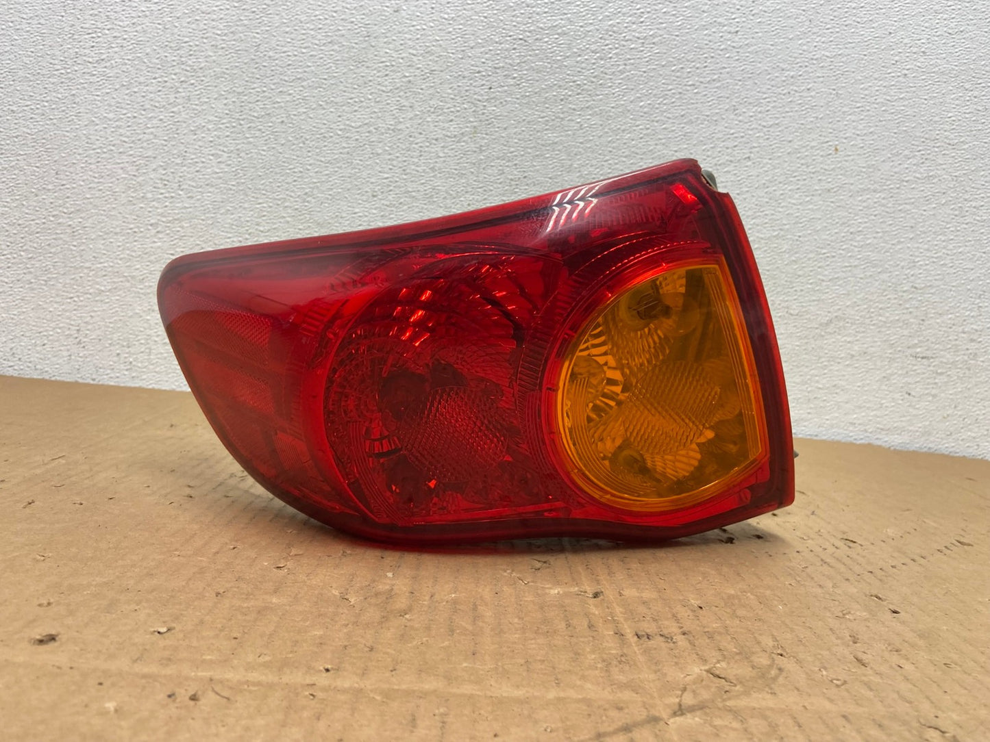 2009 to 2010 Toyota Corolla Left Driver Lh Side Tail Light AD1038 LK0