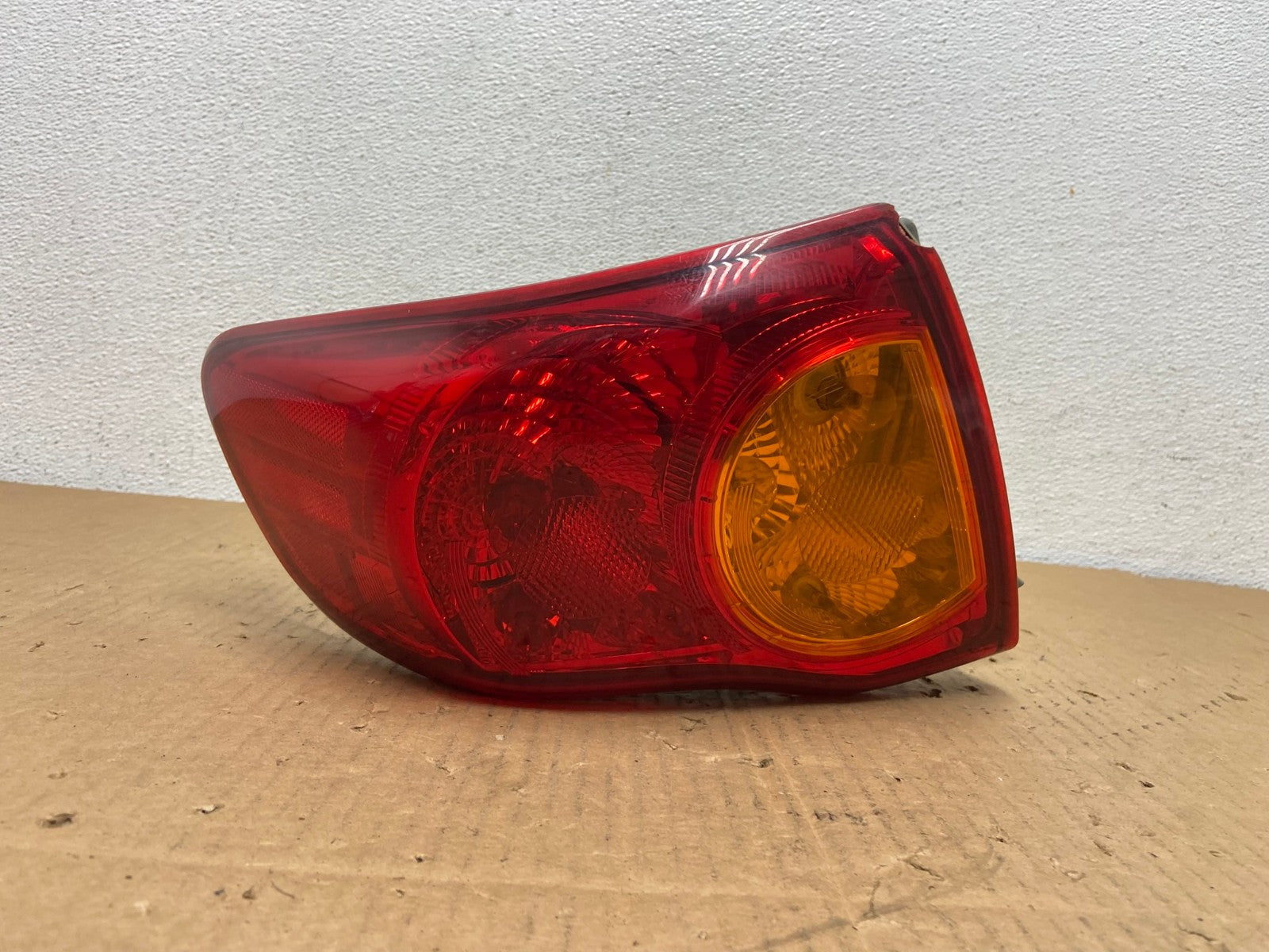 2009 to 2010 Toyota Corolla Left Driver Lh Side Tail Light AD1038 LK0