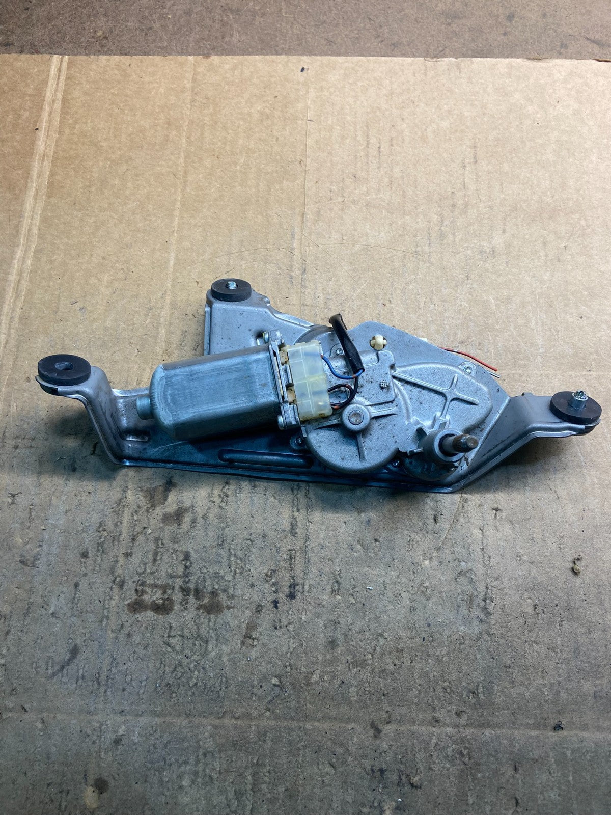 2007 to 2015 Mazda CX-9 CX9 Windshield Rear Wiper Motor Y4162 DG2
